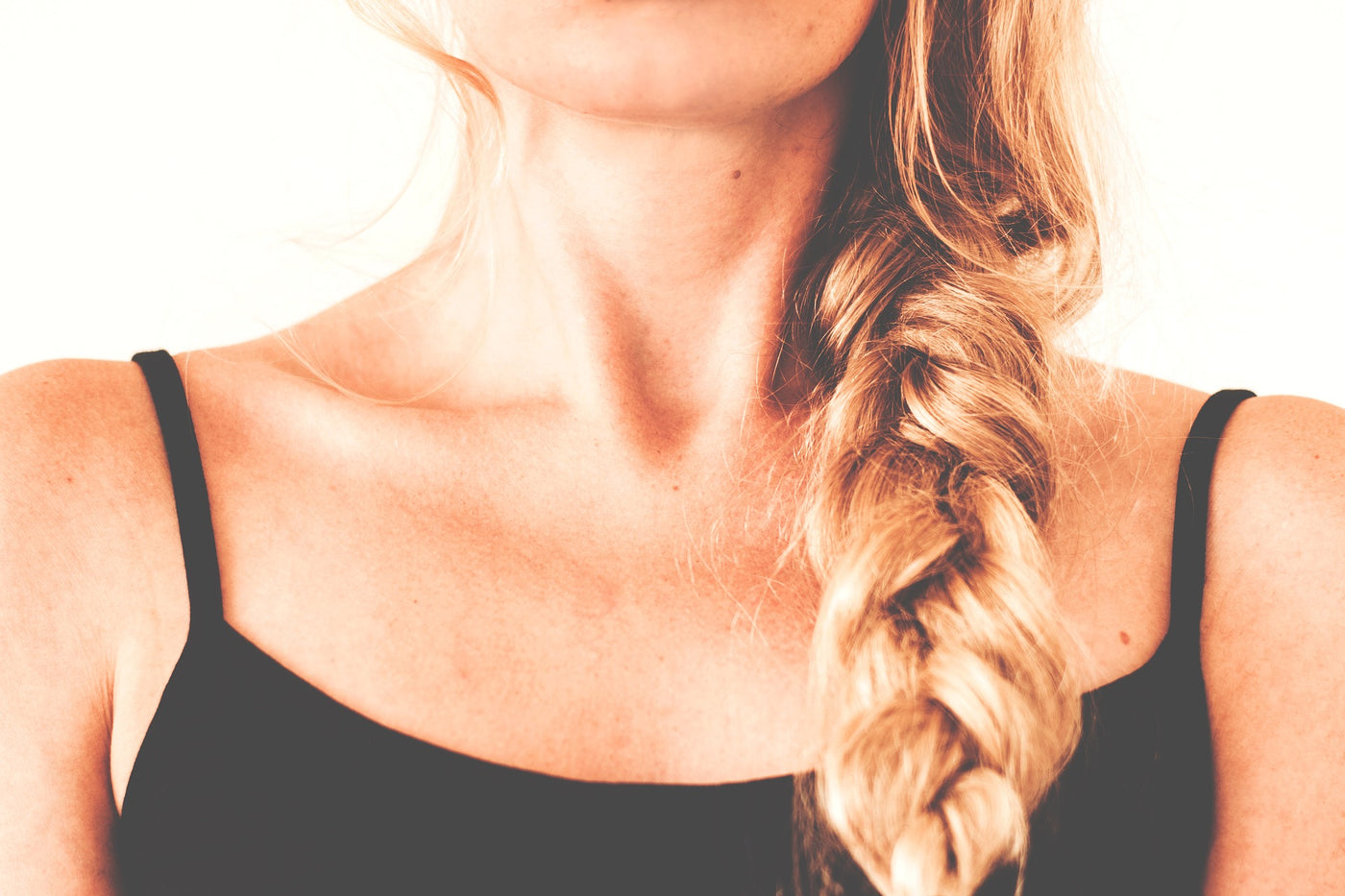 Neck Wrinkles: The Best Treatments to Get Rid of Your Neck Lines