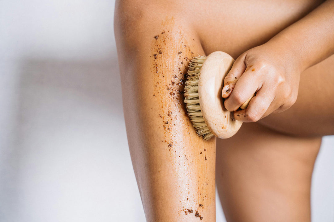 What’s the Difference Between Physical and Chemical Exfoliation?